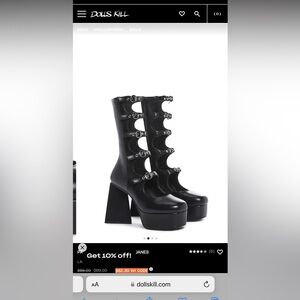 LAMODA
PADLOCK PLATFORM MARY JANES